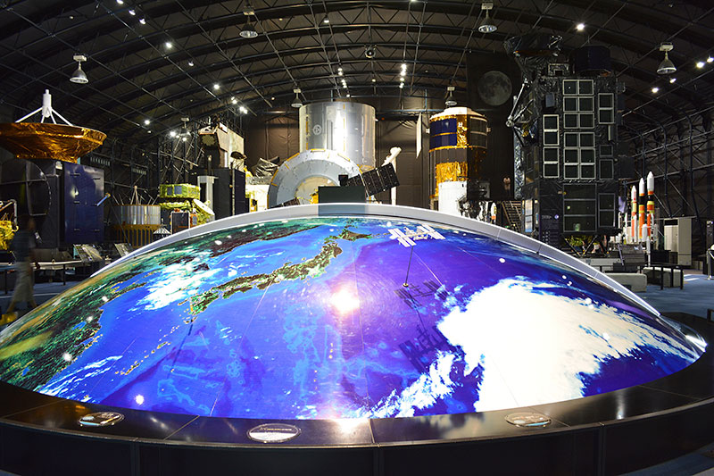筑波宇宙センター 展示館「スペースドーム」(出典:JAXA)
