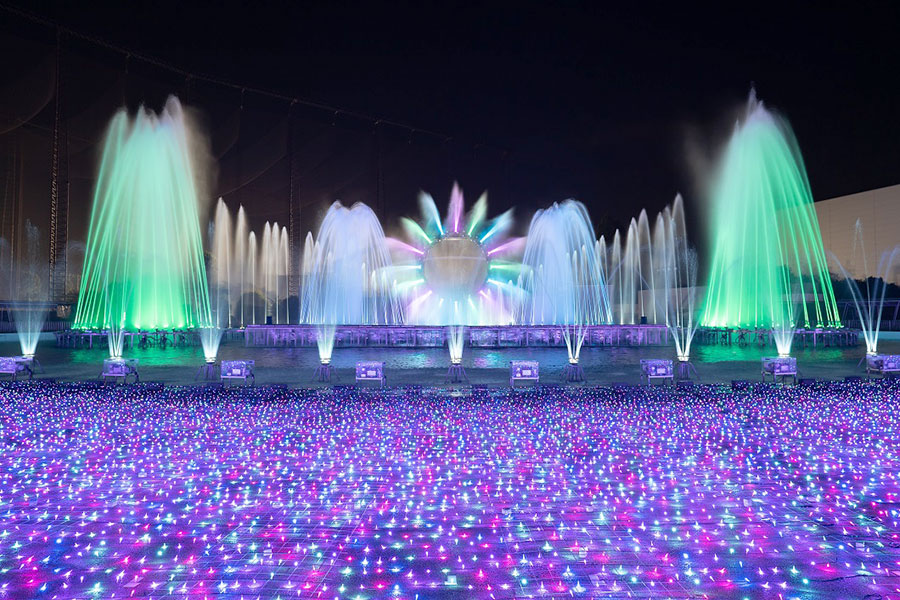 炎×レーザー×噴水で大迫力噴水ショー写真